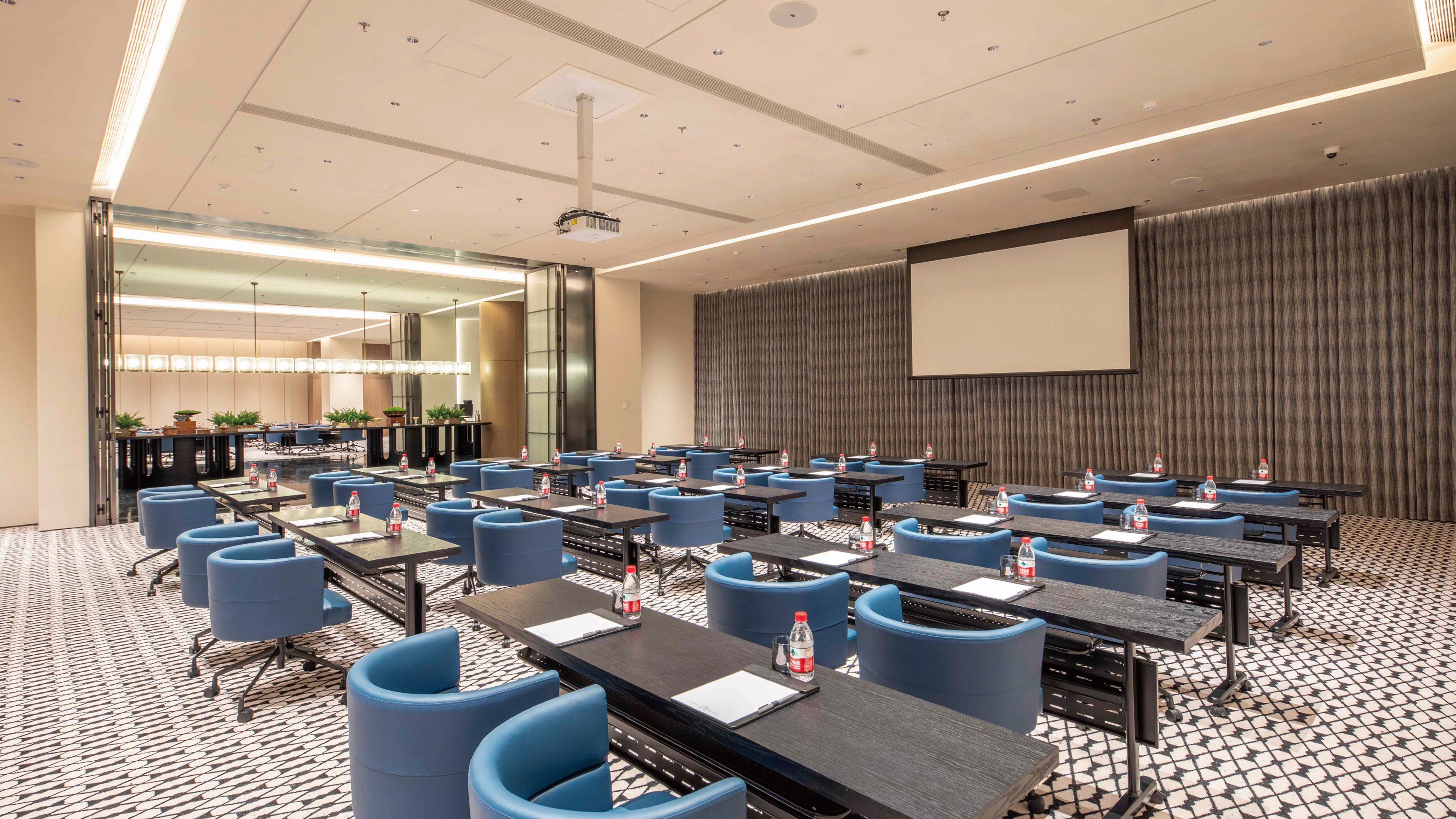 Crowne Plaza Beijing Tongzhou by IHG 37/50