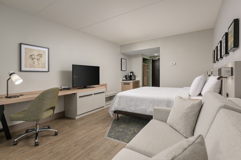 Hilton Garden Inn Nashville/Franklin Cool Springs 24/26