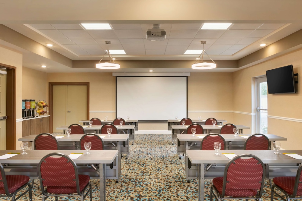 Hilton Garden Inn Statesville 29/40