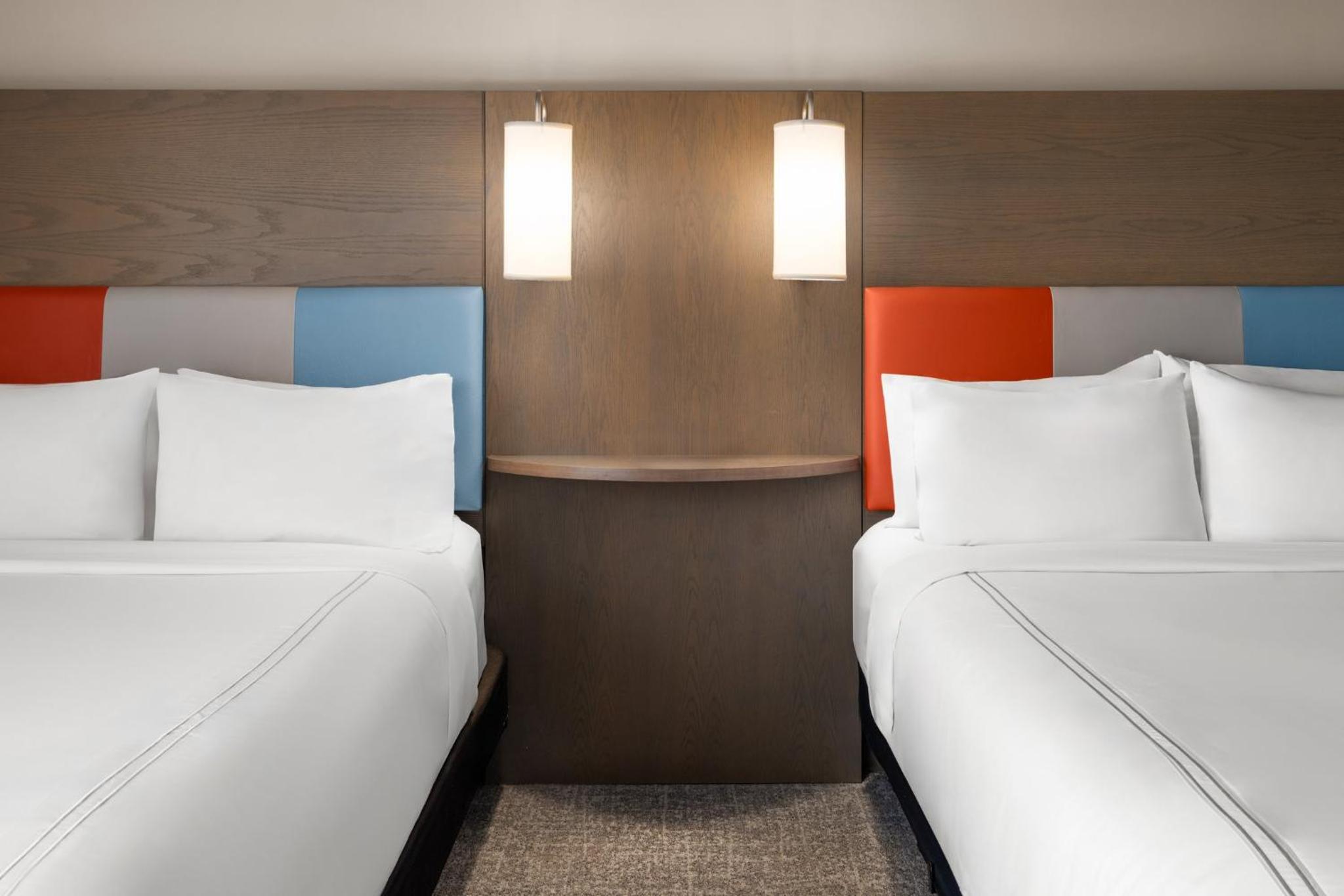 غرفة بسريرين منفصلين لذوي الإعاقة، Even Hotel Brooklyn 6/10