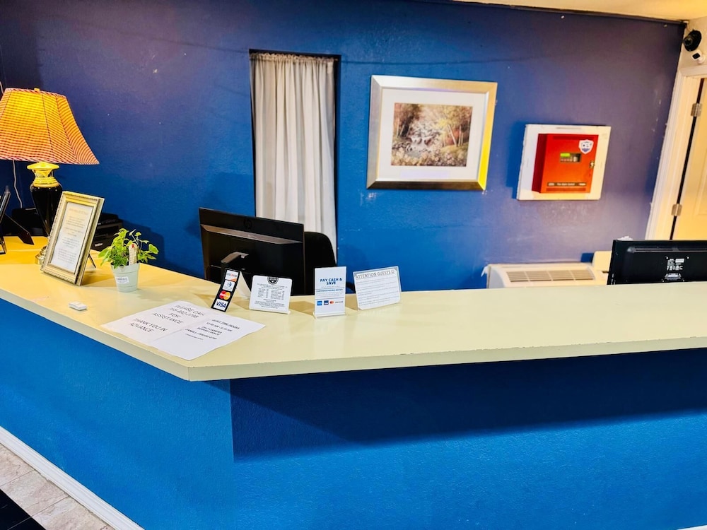Travelodge by Wyndham Junction City 10/35