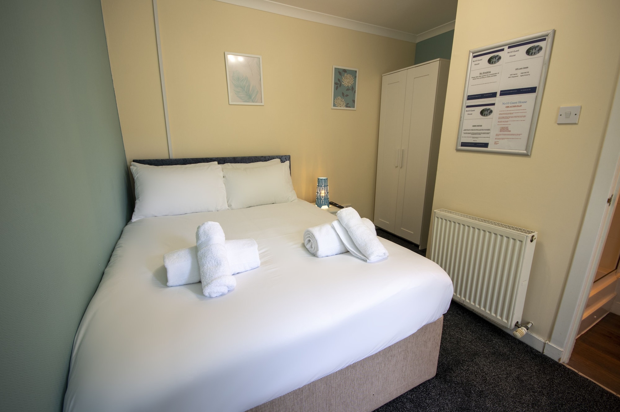 غرفة أساسية بسرير مزدوج، Irvine Riverside Guesthouse by Payman Club 2/10