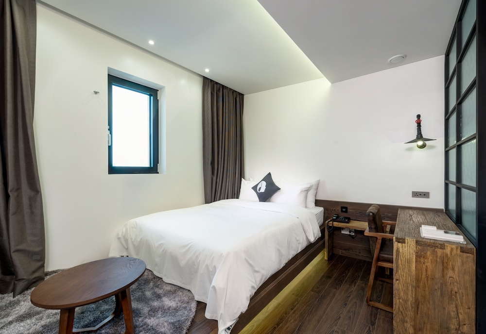 HOTEL THE DESIGNERS KONDAE 37/71