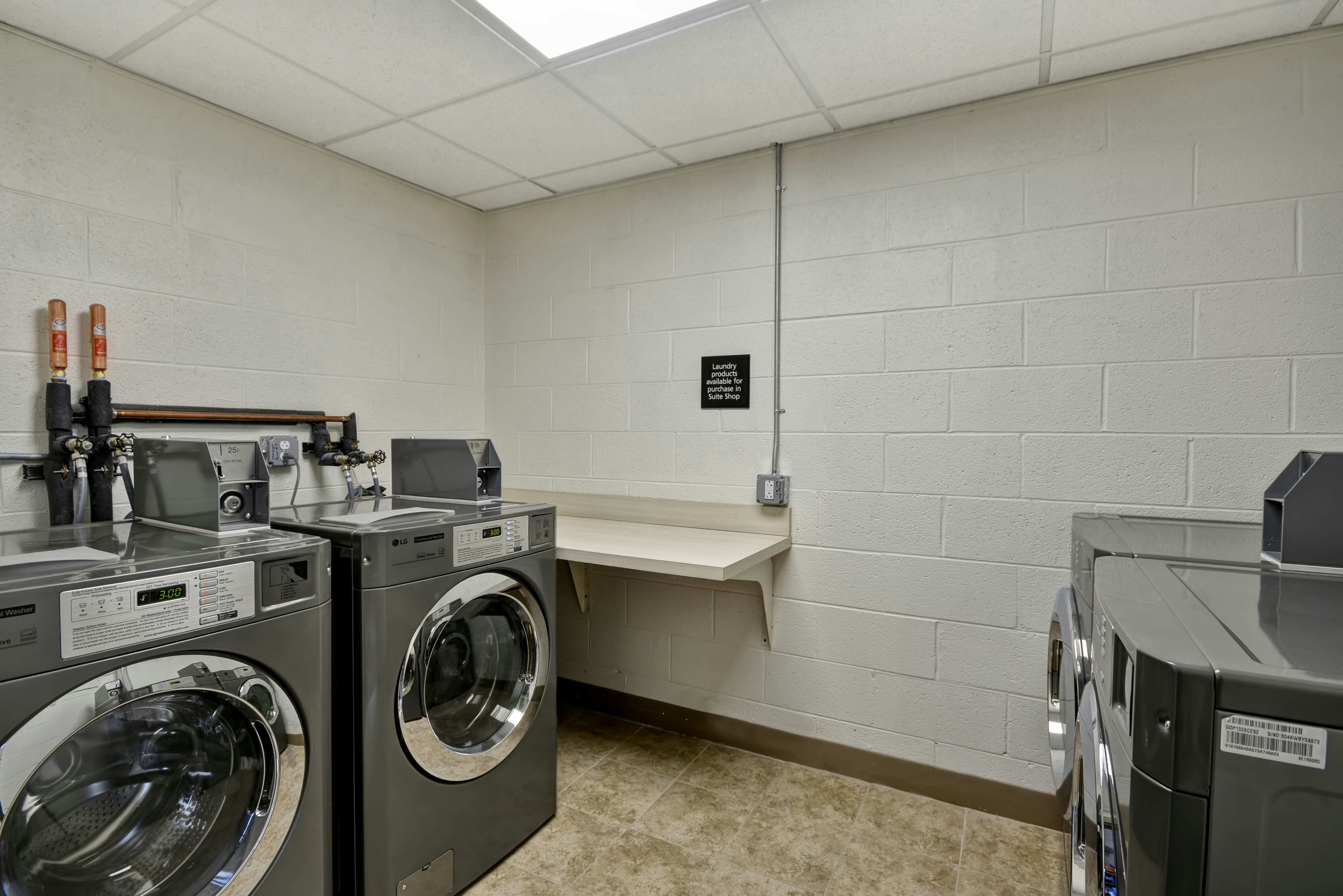 Hampton Inn Detroit/Madison Heights/South Troy 51/56