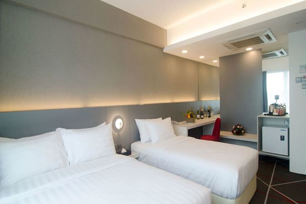 Amerin Hotel Johor Bahru 13/57