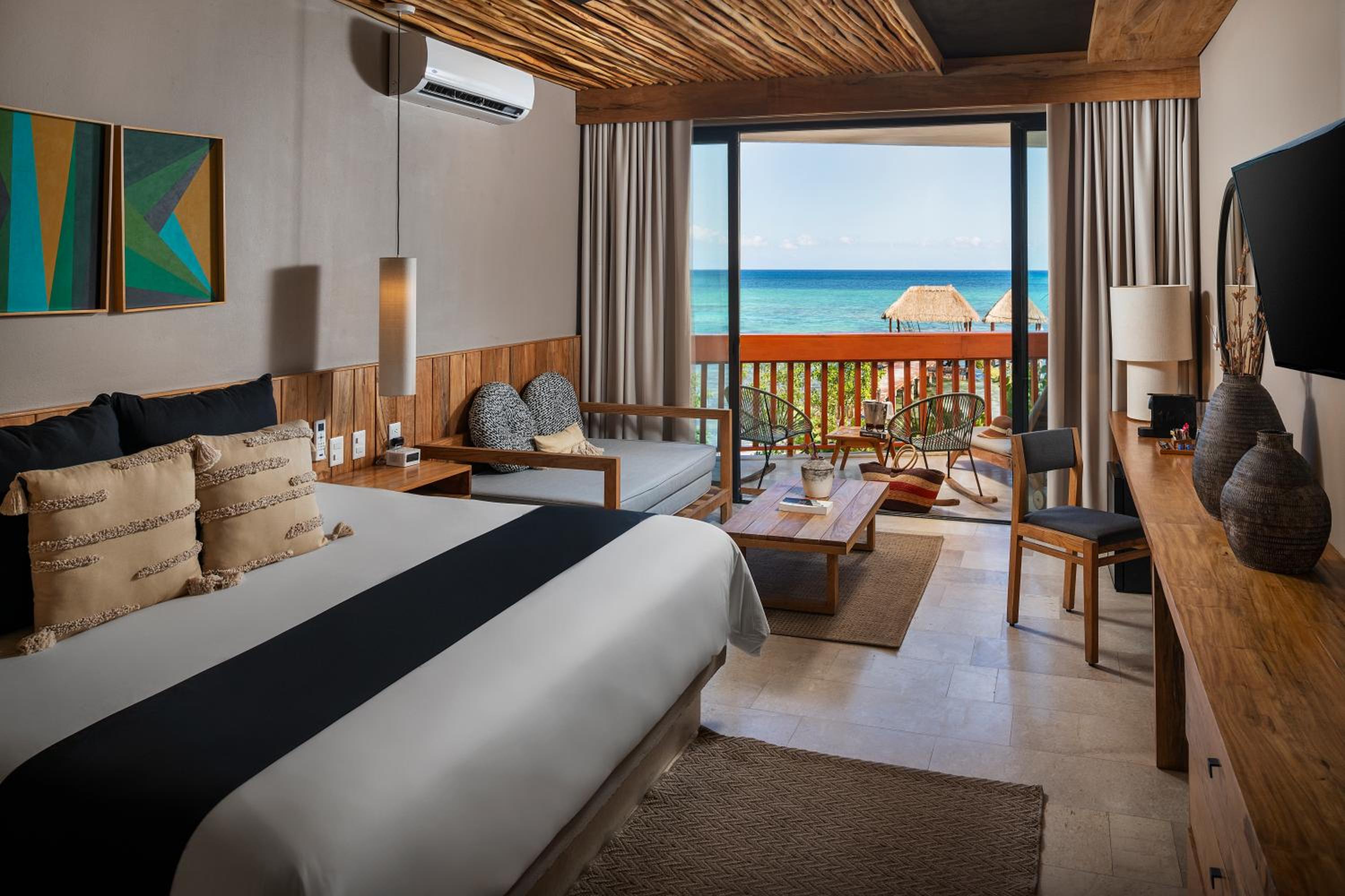 Room, Ocean Front