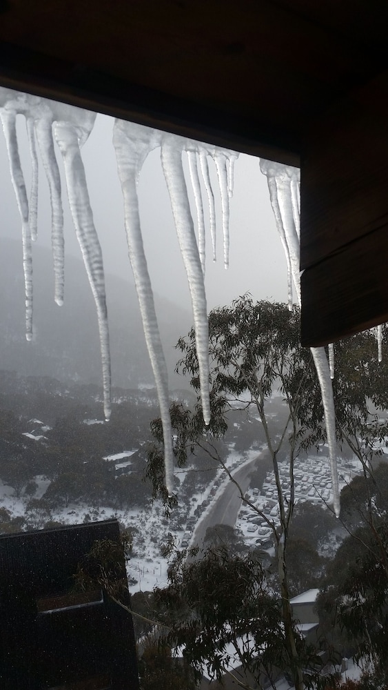 Aneeki Ski Lodge 31/51