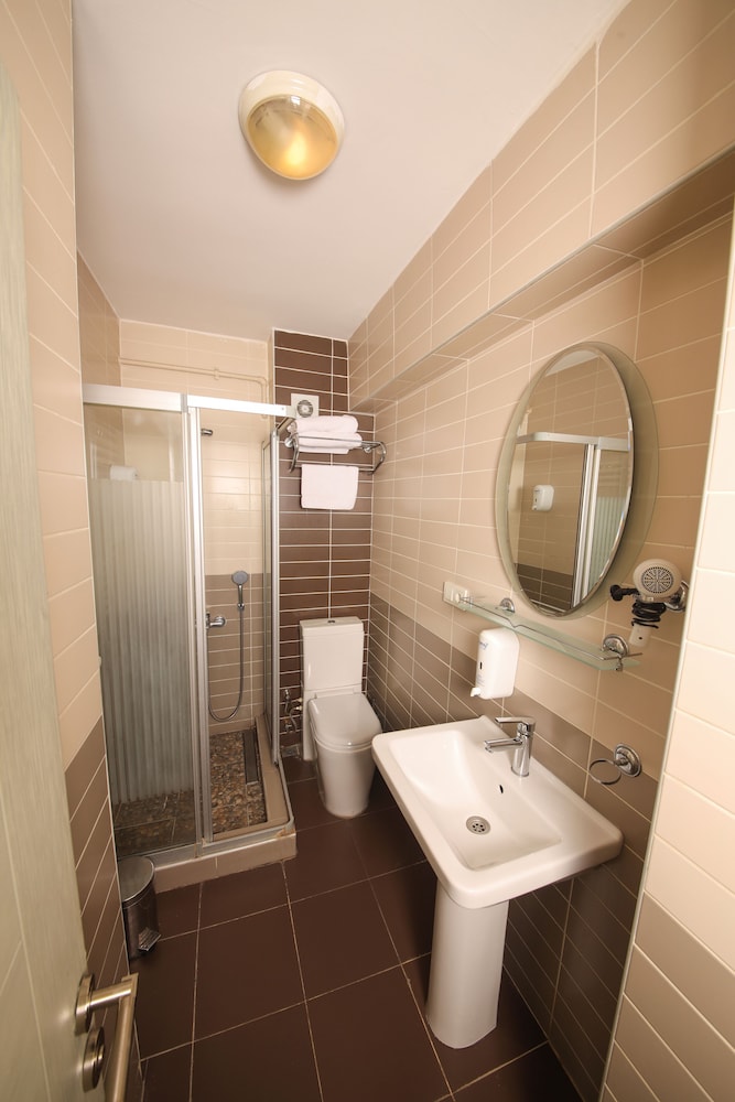 Cumbali Luxury Boutique Hotel 58/59