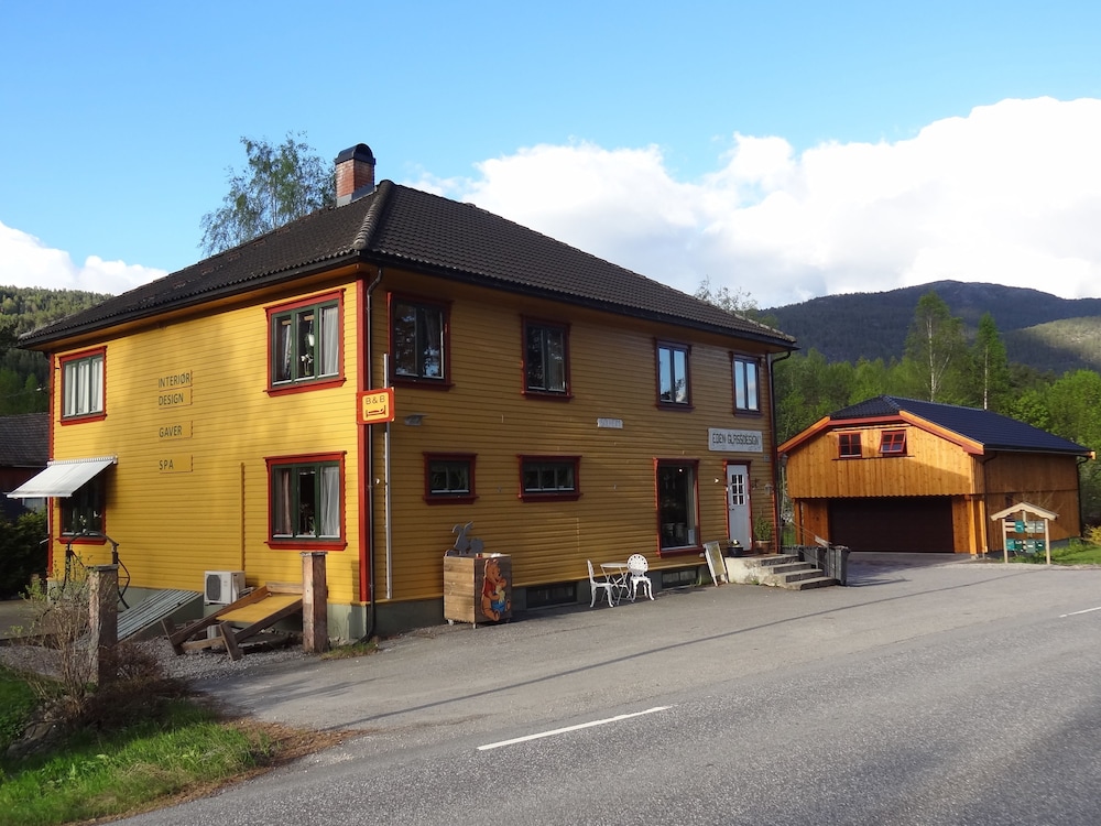 Solheim Accommodation 2/49