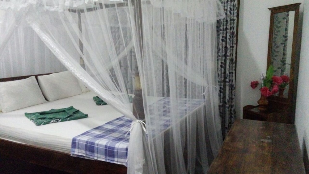 Akash Villa 7/18