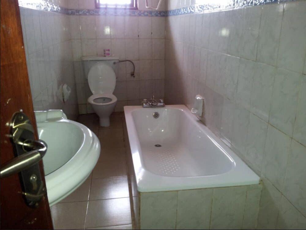 Hotel Barbados International 19/20