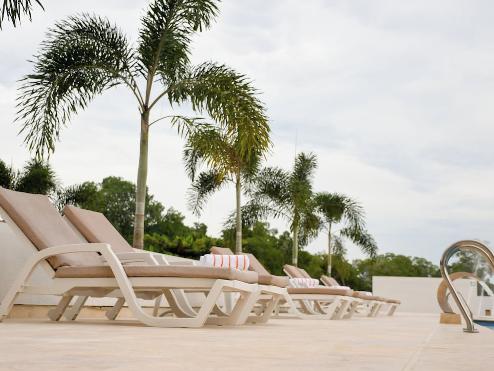 Ciela Hotel & Beach Club 20/22