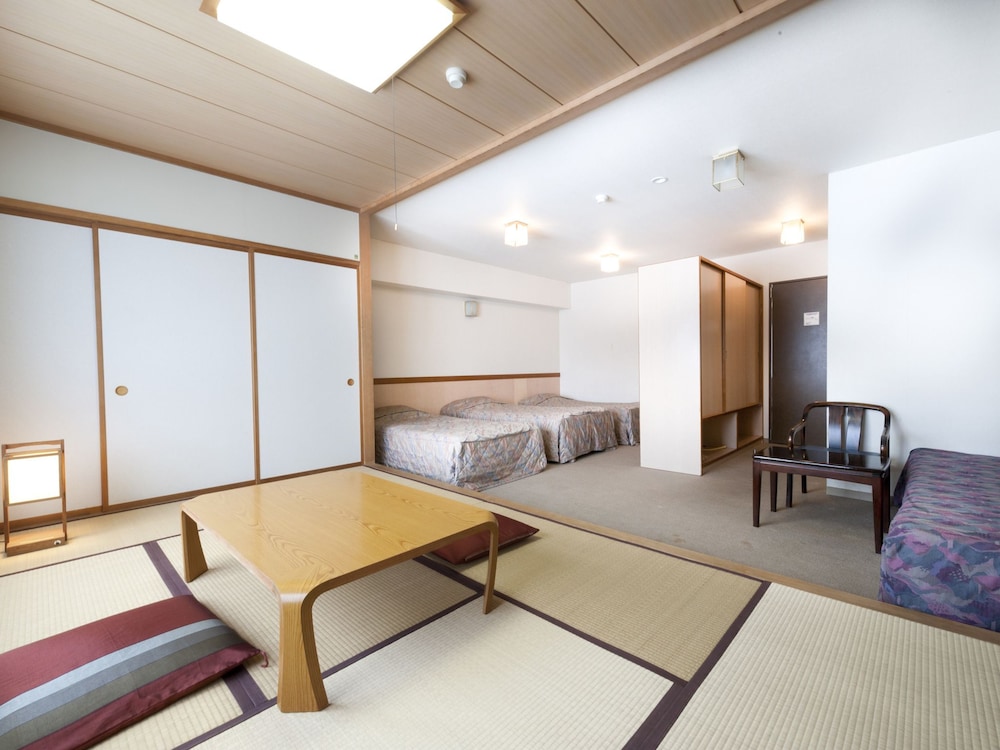 Kumanoyu Hotel 10/52