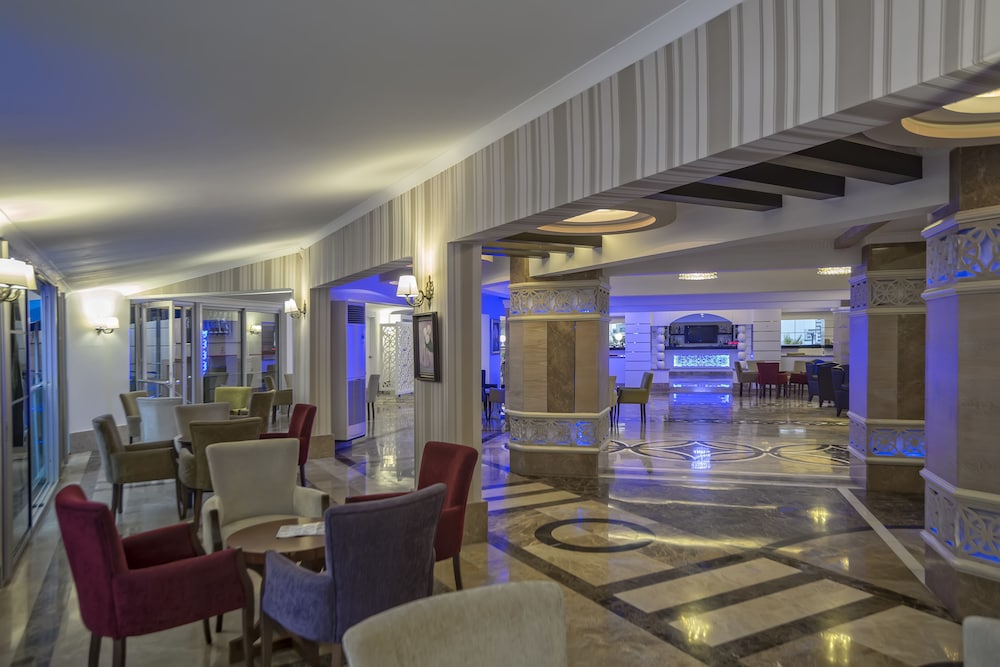 Tac Premier Hotel Spa 55/74