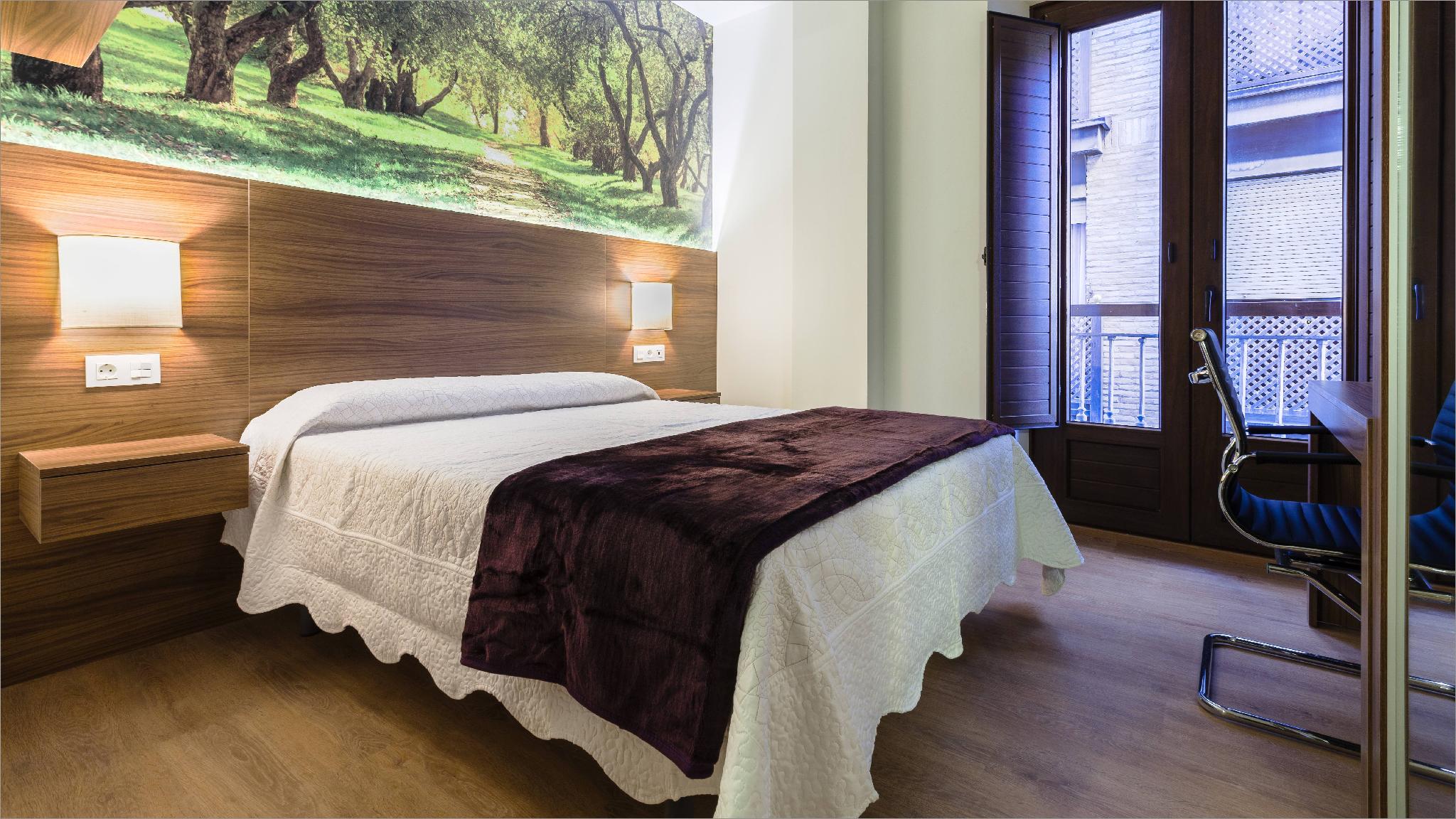 Room, Double Bed