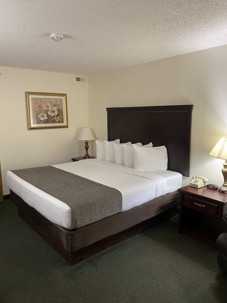 CLASSIC, KING BED