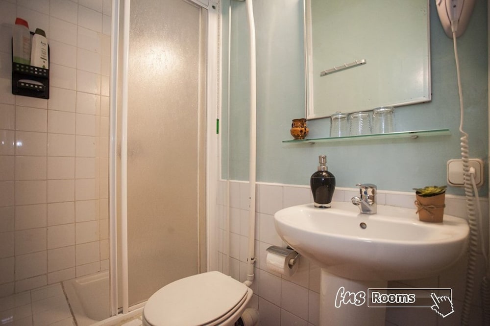 Hostal La Fontana 58/65