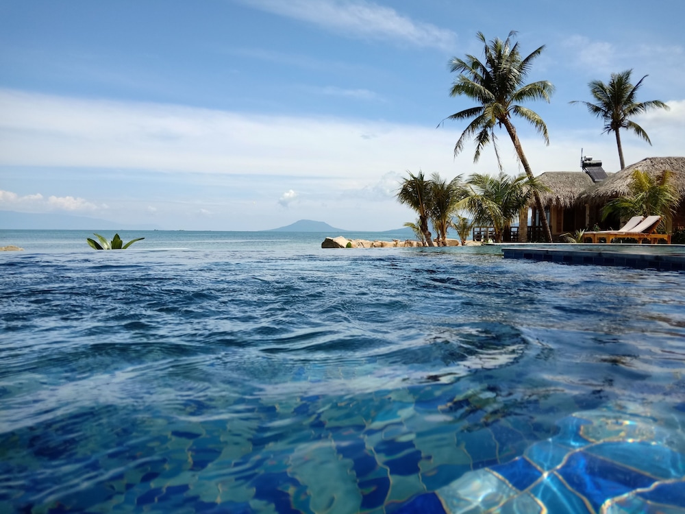 Phu Quoc Kim 2 Beach Front Resort 24/39