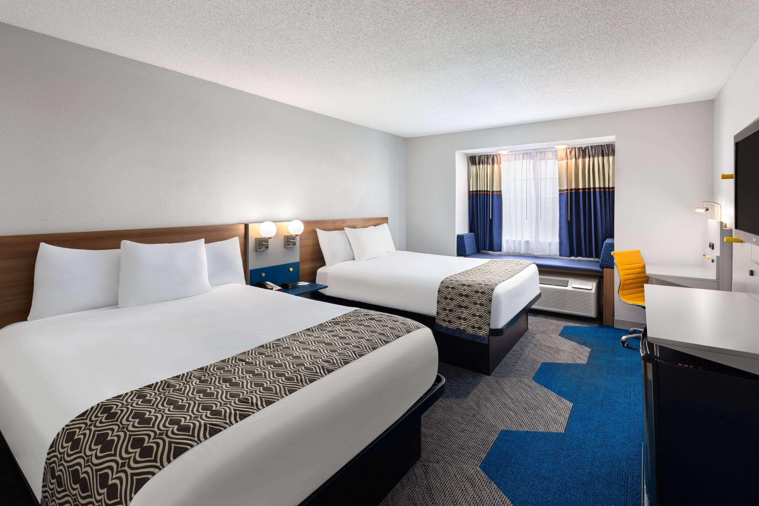 غرفة بسريرين كوين، Microtel Inn & Suites by Wyndham Bowling Green 2/2