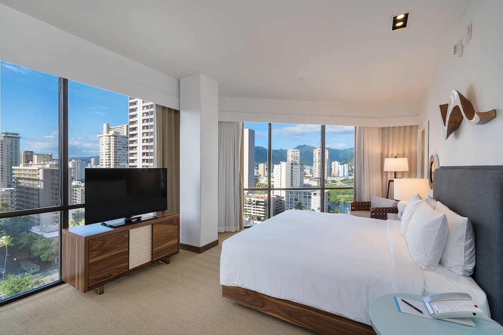 HYATT CENTRIC WAIKIKI BEACH 21/69