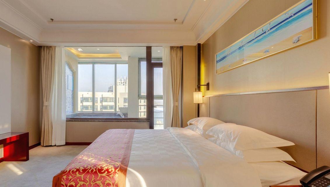 Lakeside Hotel Beijing 10/26
