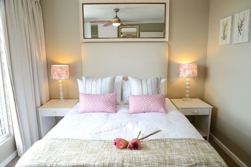 dk villas 1 Harbour View (Hout Bay) 11/50