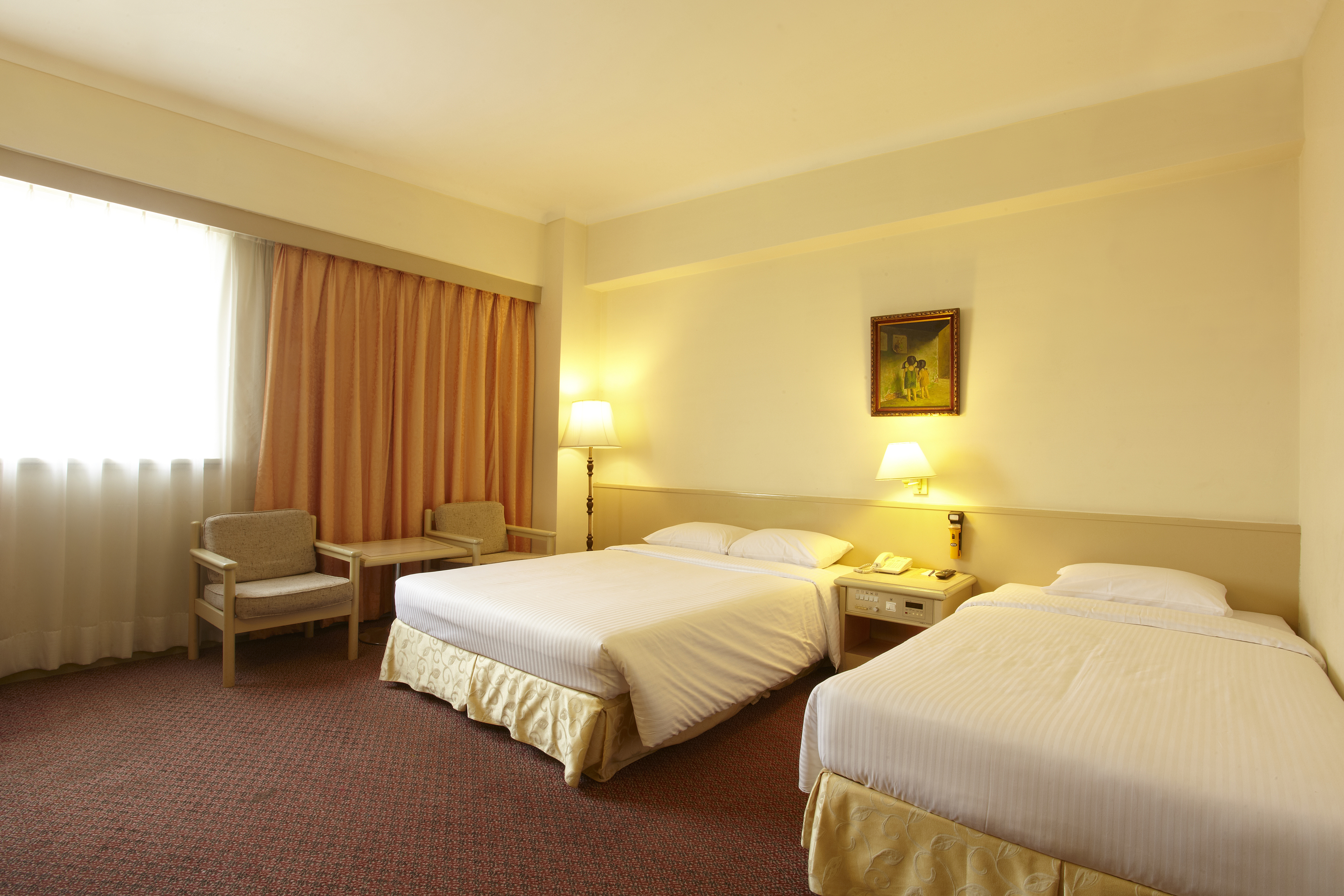 Room, Triple, 2 Beds