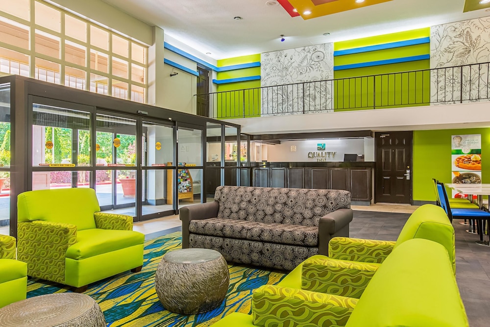 Quality Inn Northeast 24/41