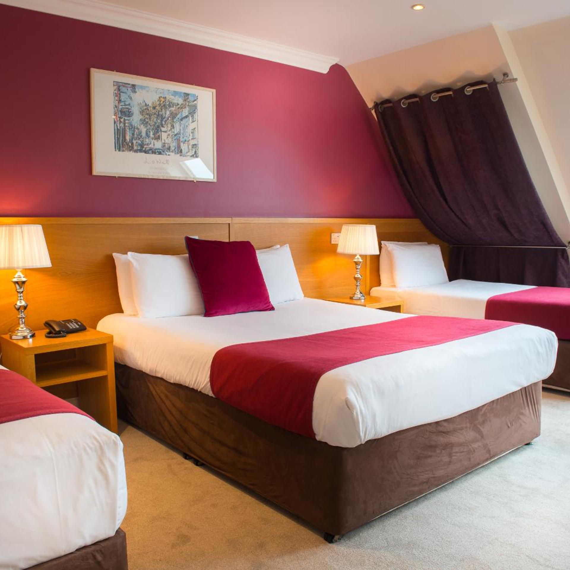 Ceann Sibeal Hotel 6/50