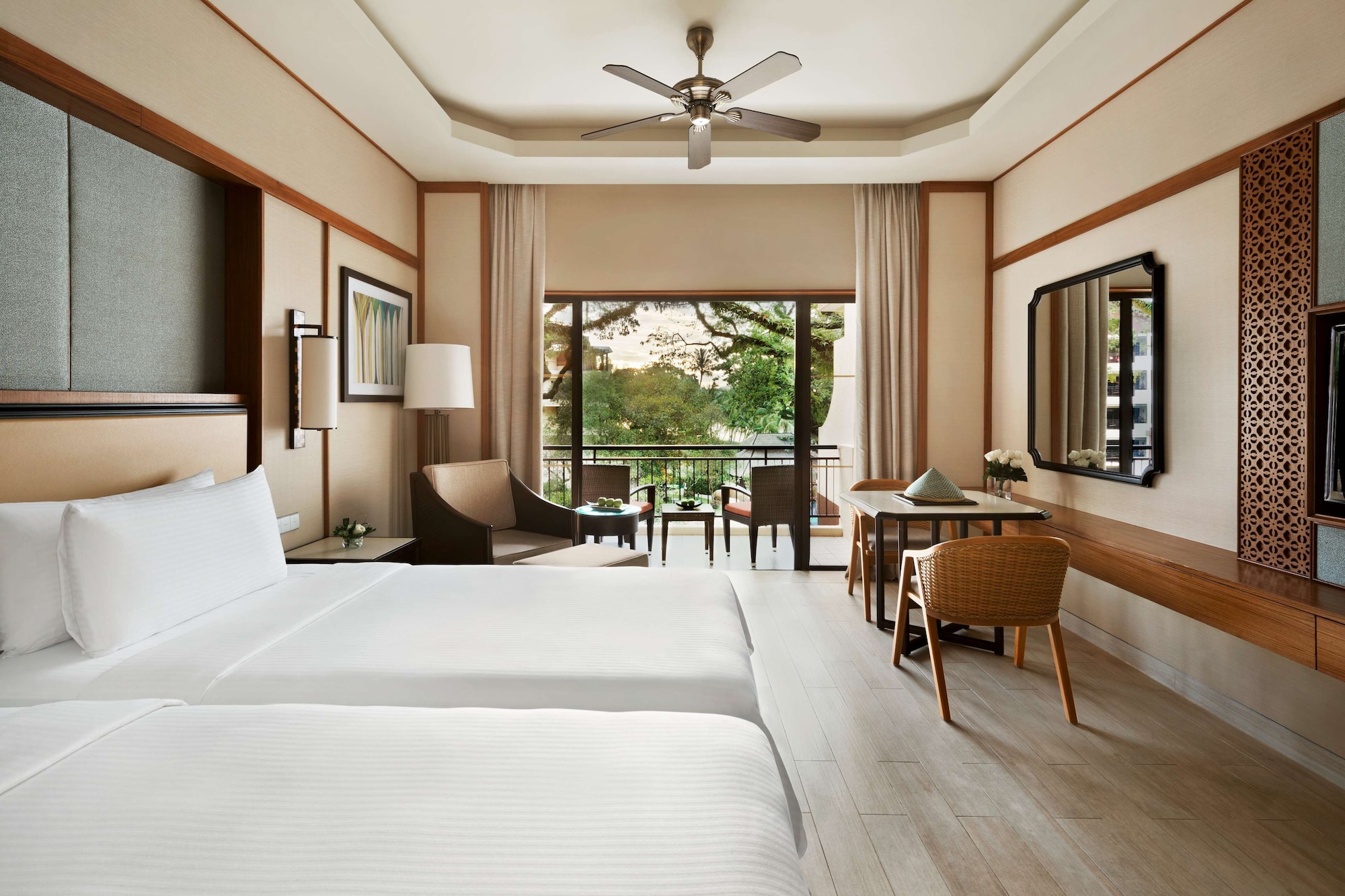 DELUXE, TWIN BEDS, GARDEN VIEW