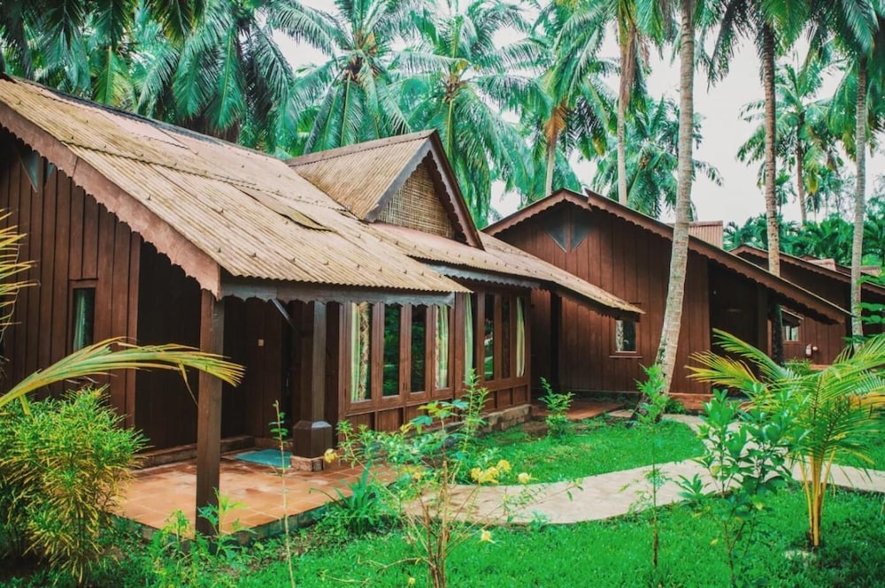 Silver Sand Beach Resort 46/50