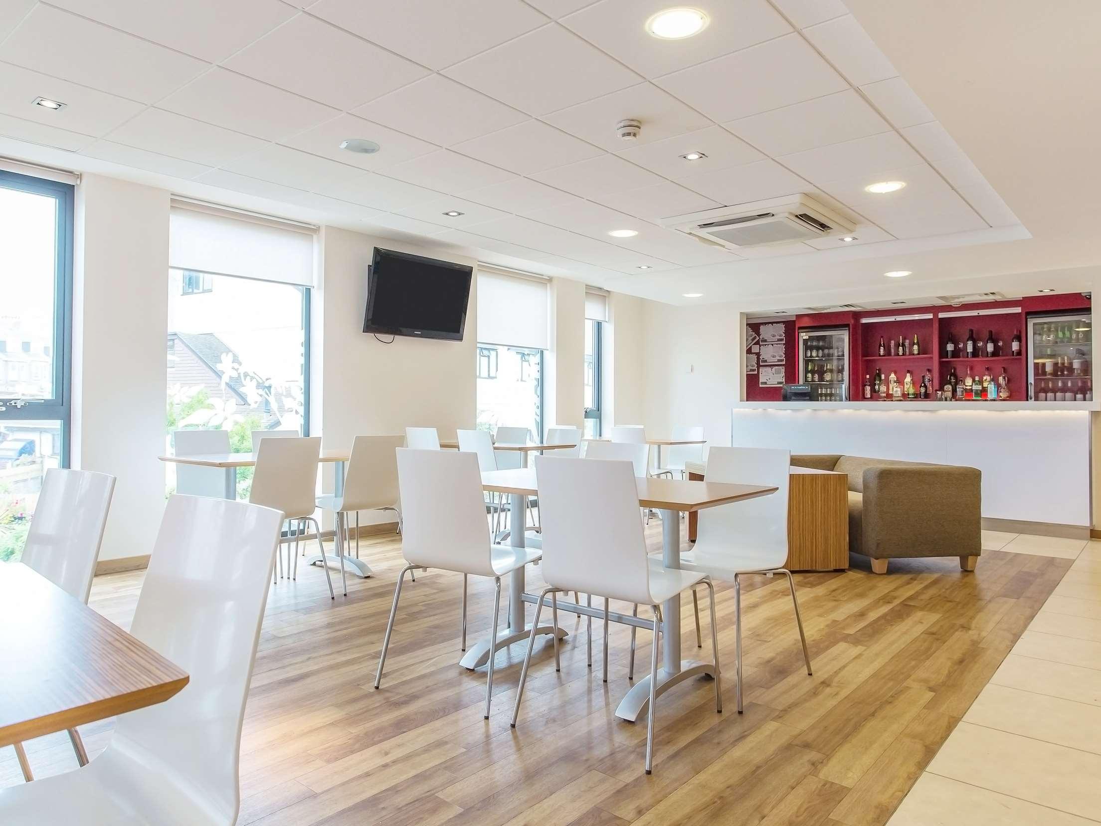Travelodge Newquay Seafront 21/26