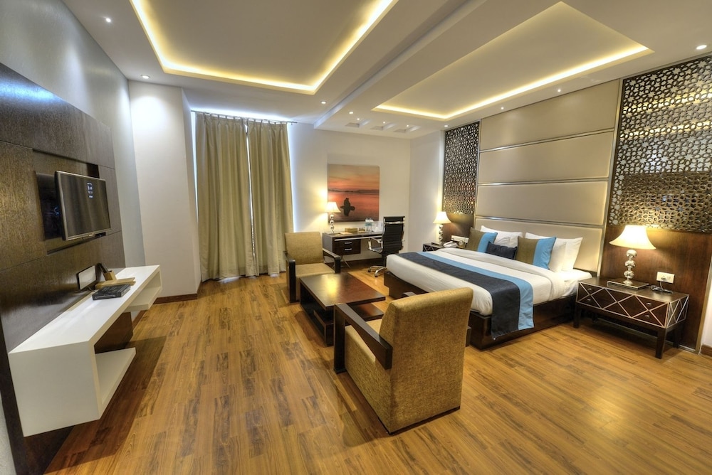 Hotel Delite Grand 5/15