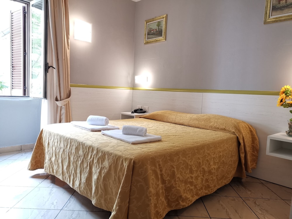 BRIANZA HOTEL 45/68
