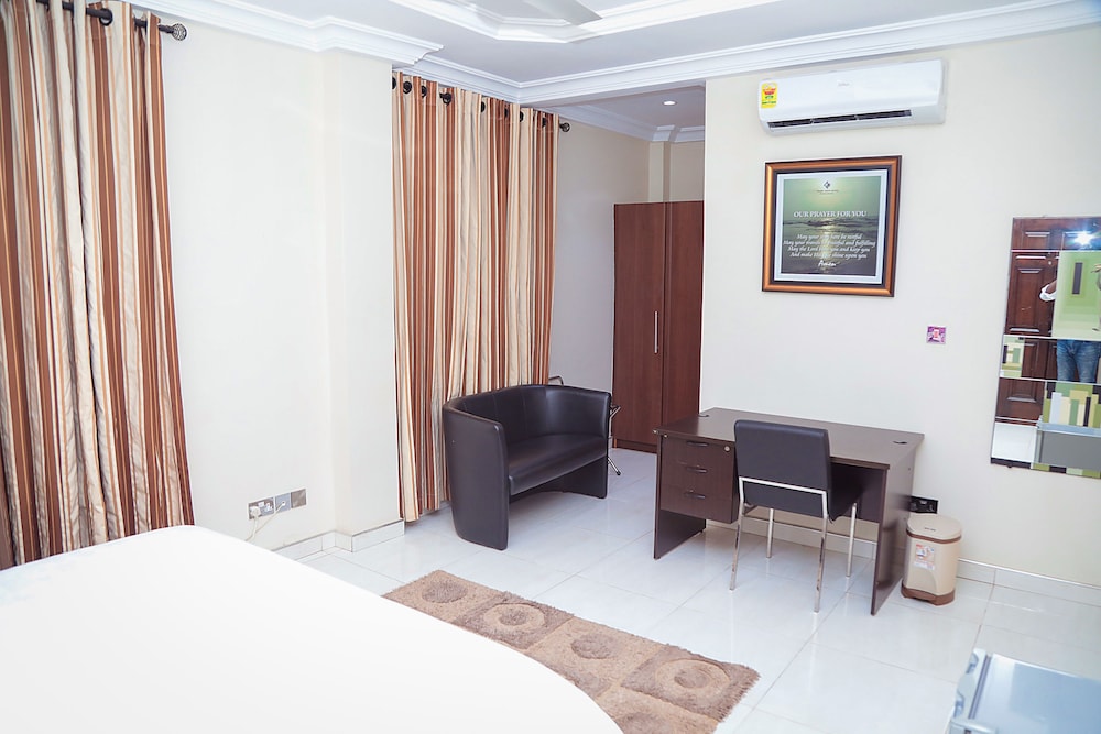 Park View Hotel 32/45