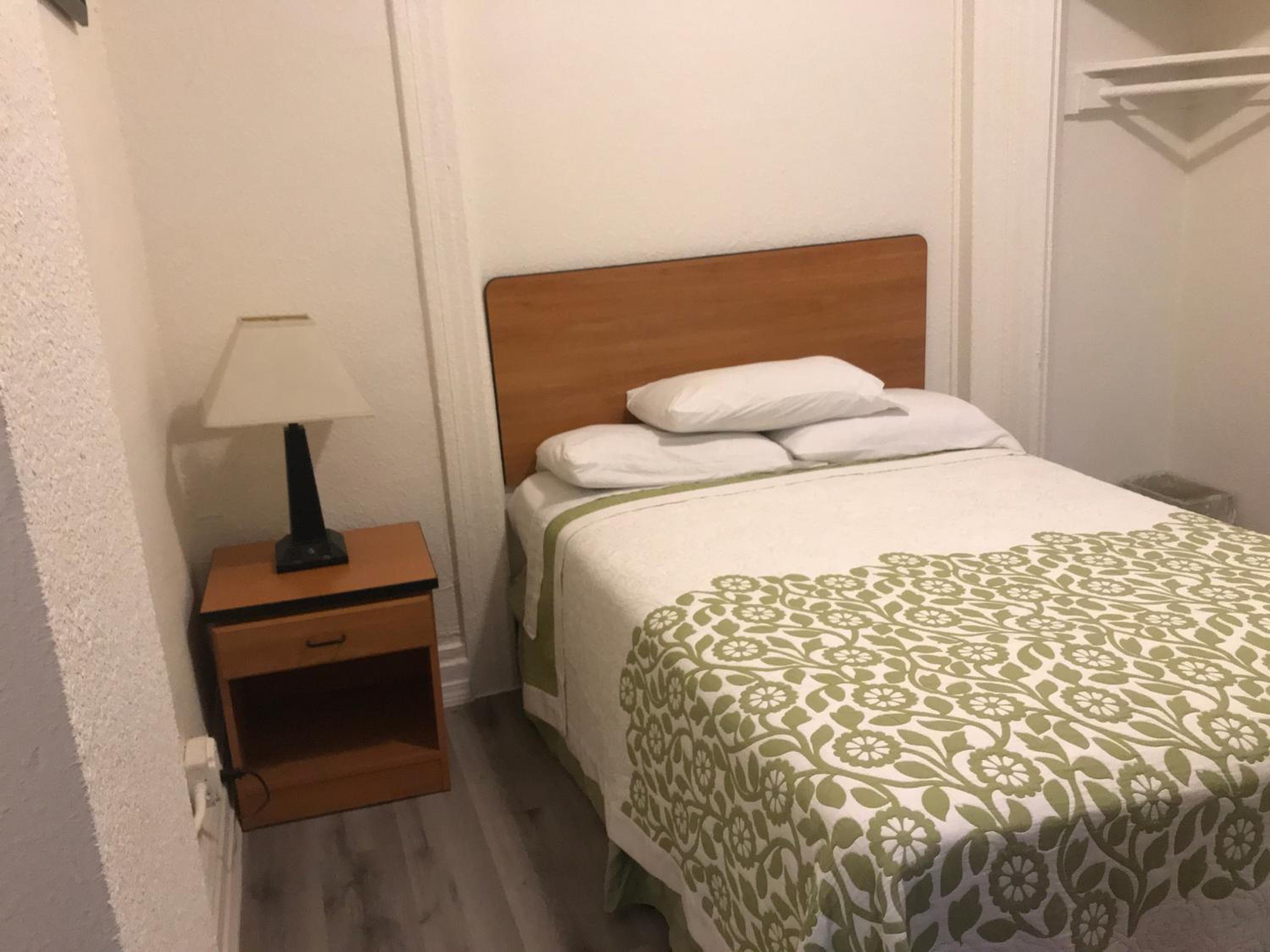 Boston Hotel 8/25