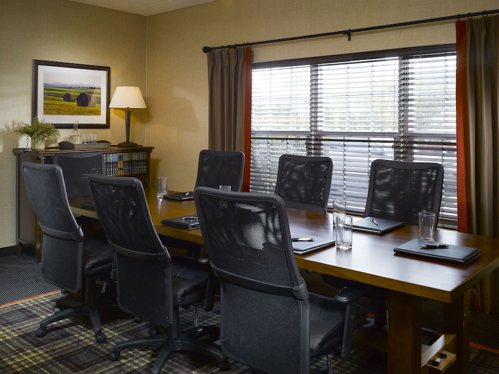 Green Mountain Suites Hotel 26/31