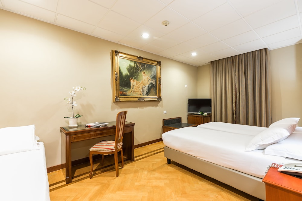 Madison Hotel Rome 16/48