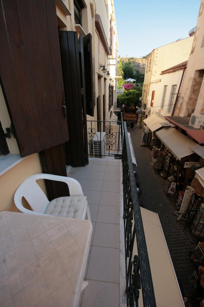 Chania Rooms 43/48