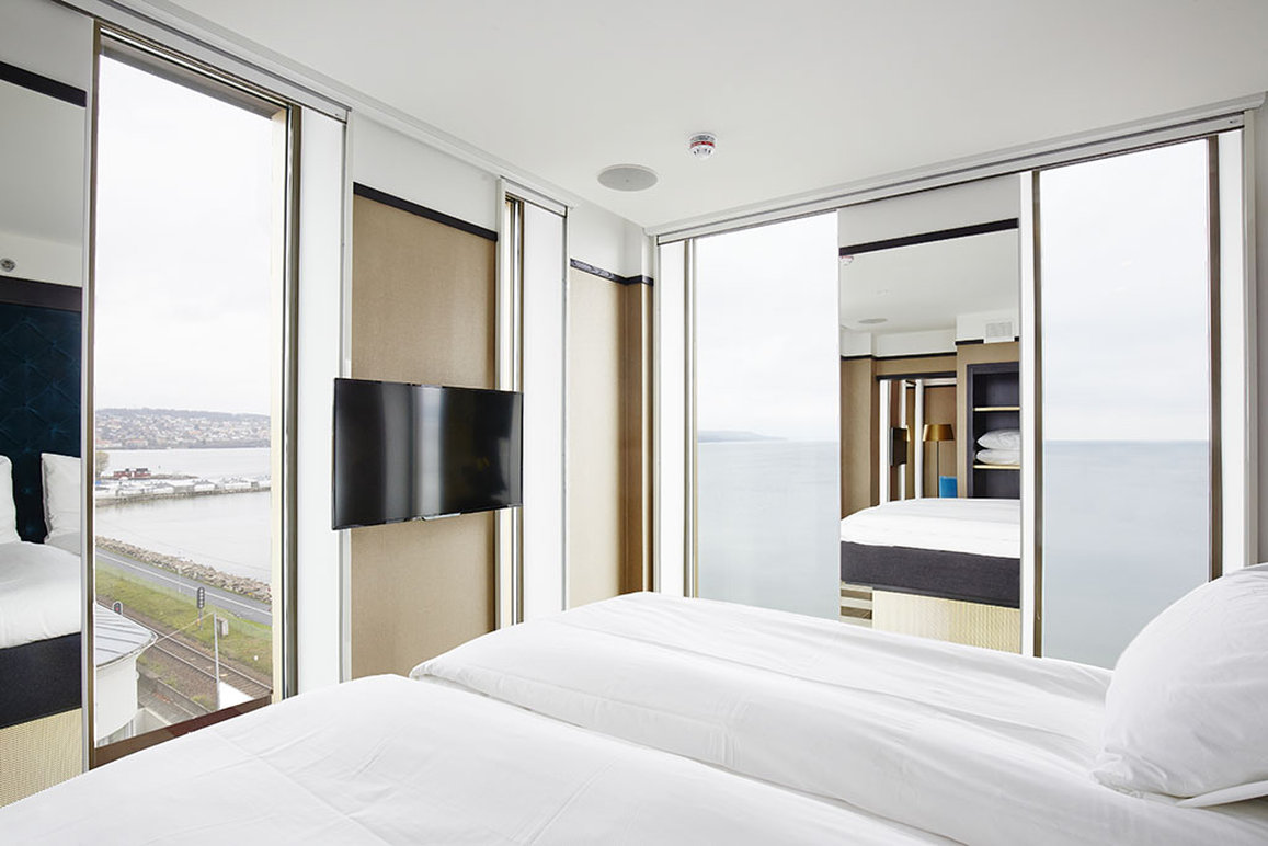 Vox Hotel 7/26
