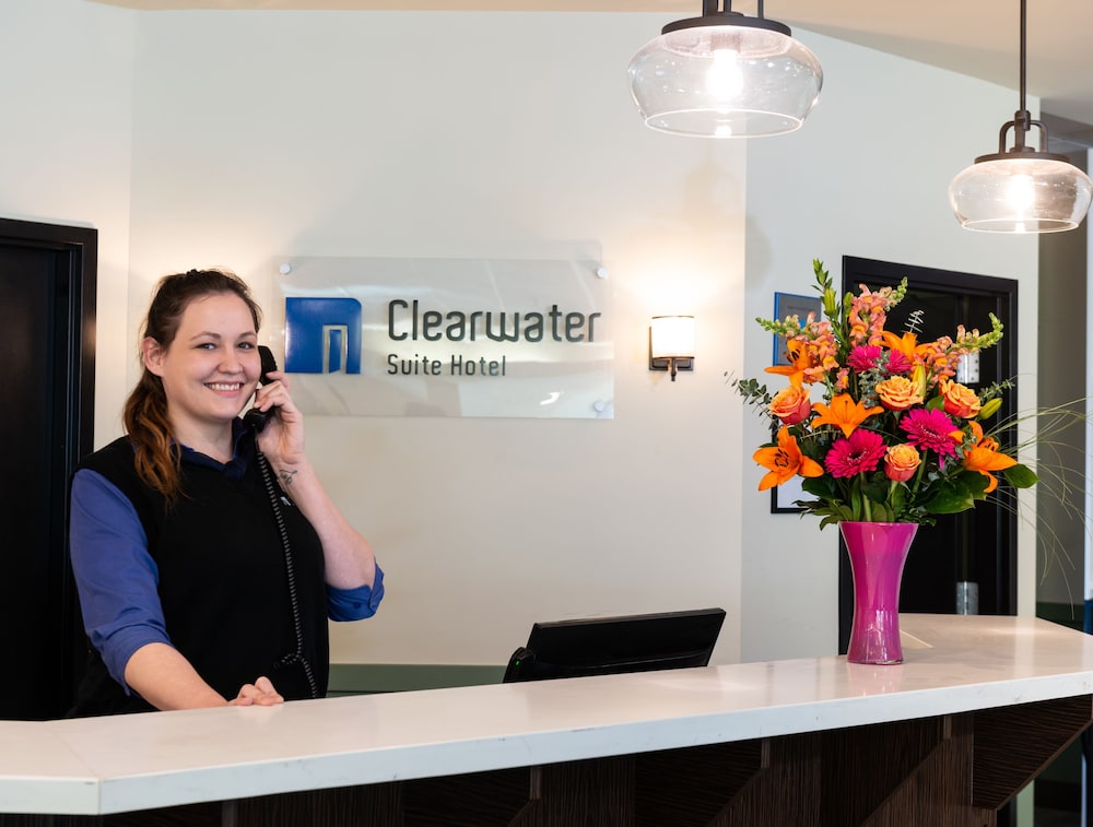 Clearwater Suite Hotel 4/41