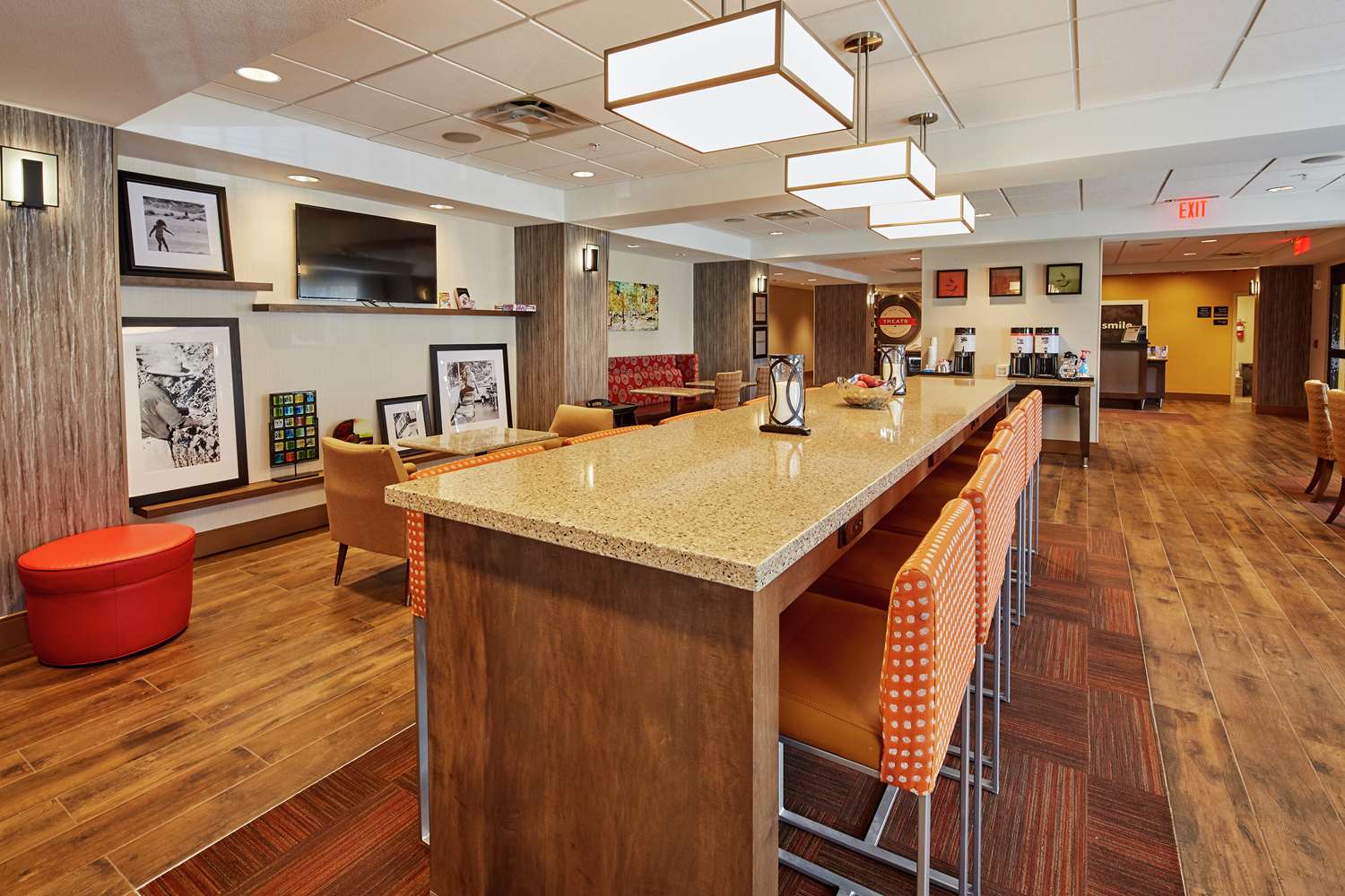 restaurant cafeteria