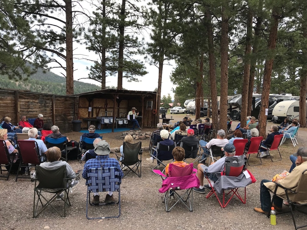 Grandview Cabins & RV Resort 42/50