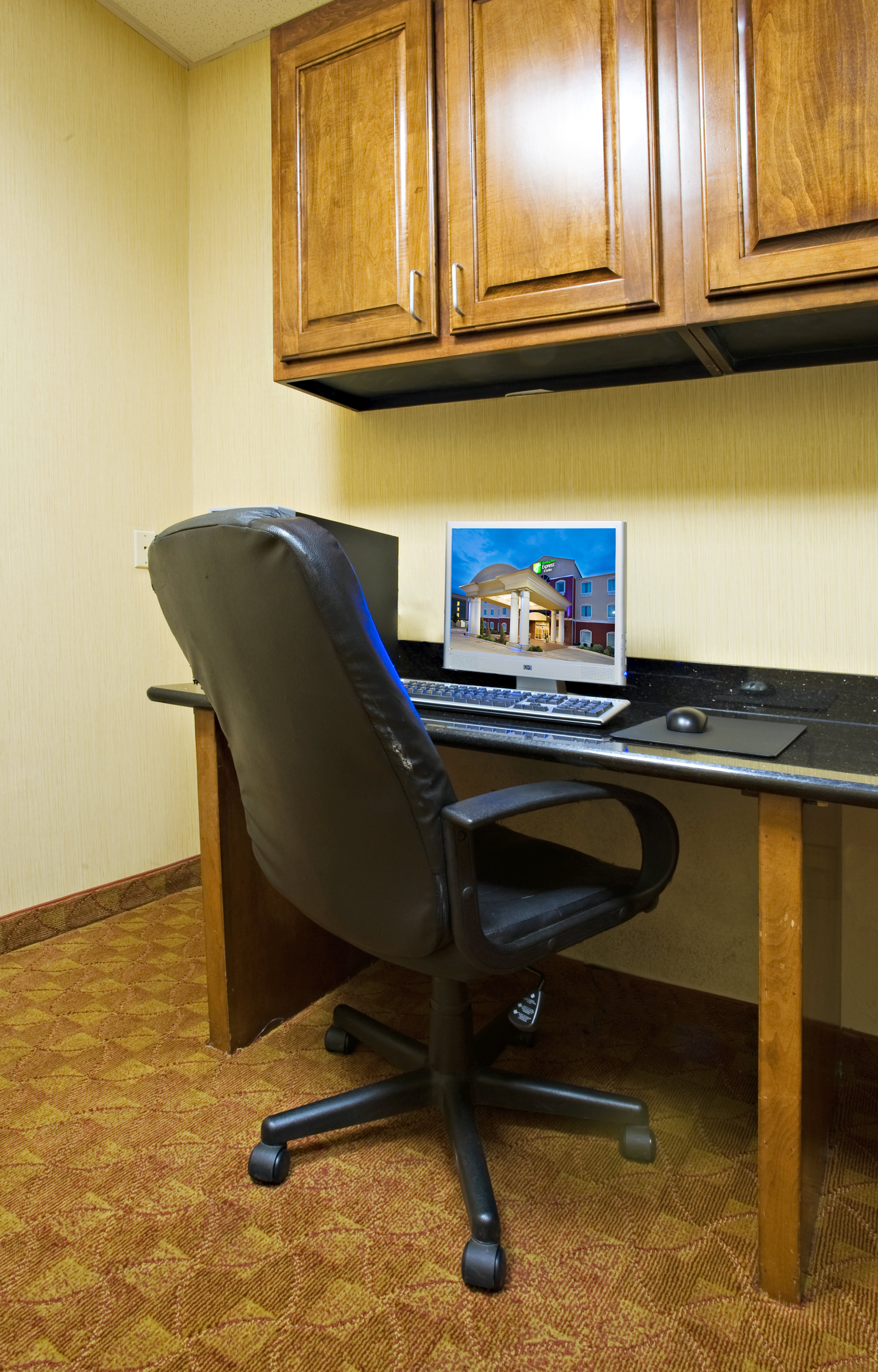 Holiday Inn Express Hotel & Suites Sweetwater 41/47