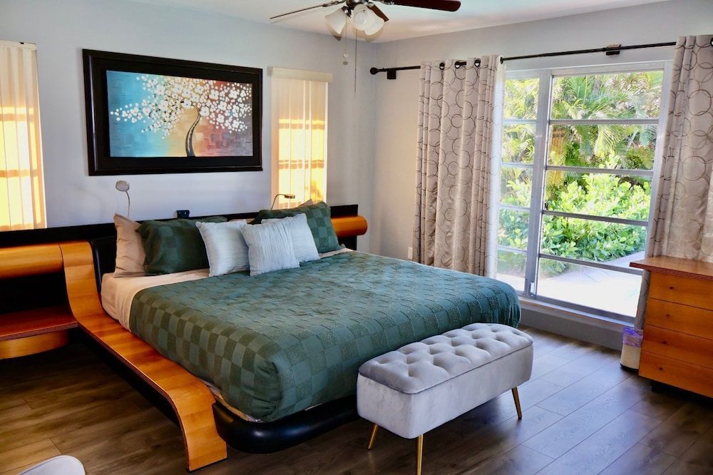 Villa Marco Island 10/50