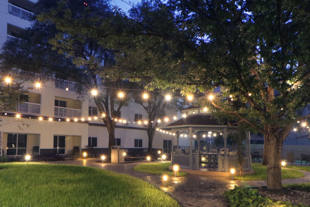 Courtyard By Marriott Monterrey Airport 2/50