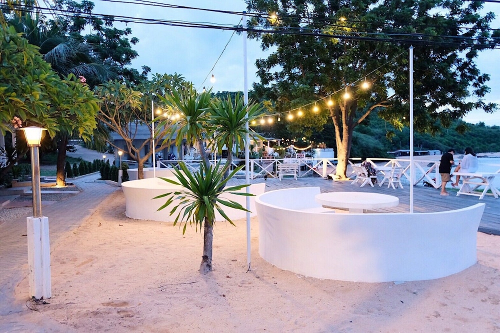 Rimtalay Resort Koh Larn 36/48