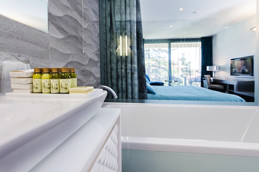 Hotel Arupinum 9/27