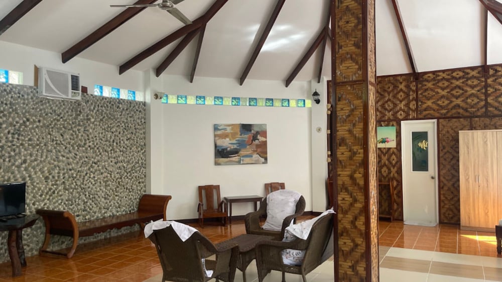 Ocean 101 Beach Resort 29/50