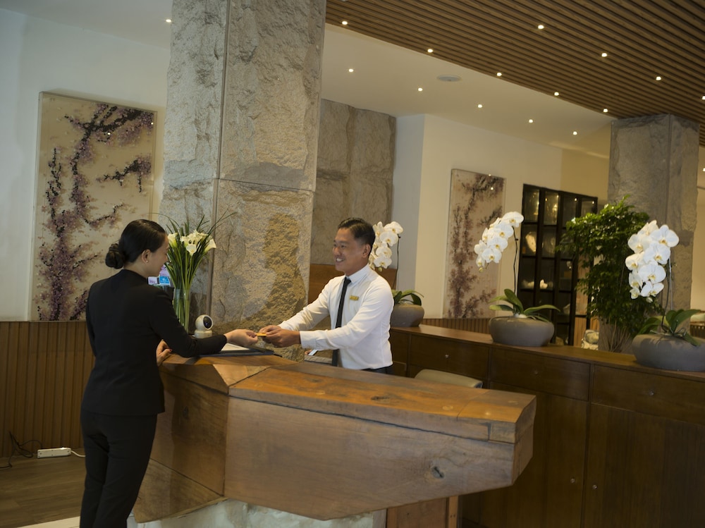 A&Em Art Hotel 13/66